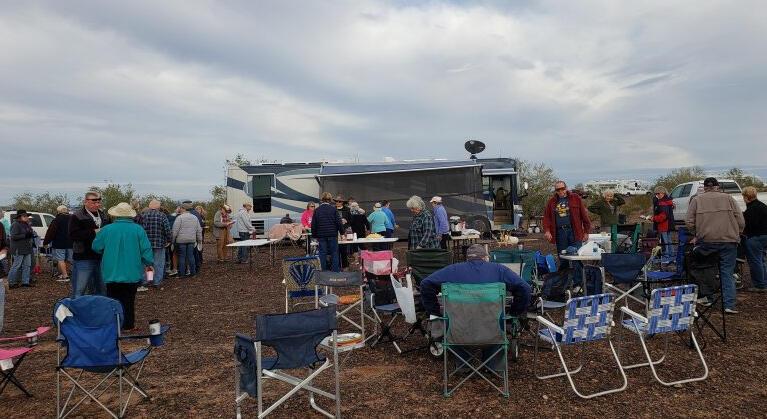 Feeding the Solos BOF breakfast. Feeding the Solos BOF breakfast.