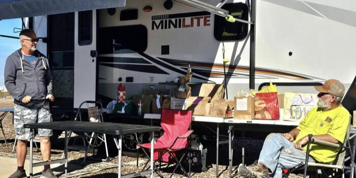 Mark and Steve, auctioneers extraordiaire. Mark and Steve, auctioneers extraordiaire.